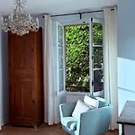 Dom wakacyjny La Maison Carree - Escape To Timeless French Charm