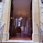 La Maison Carree - Escape To Timeless French Charm