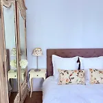 La Maison Carree - Escape To Timeless French Charm Dom wakacyjny