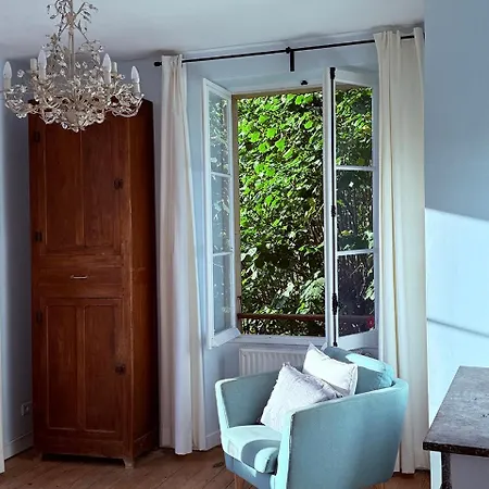 펜션 La Maison Carree - Escape To Timeless French Charm