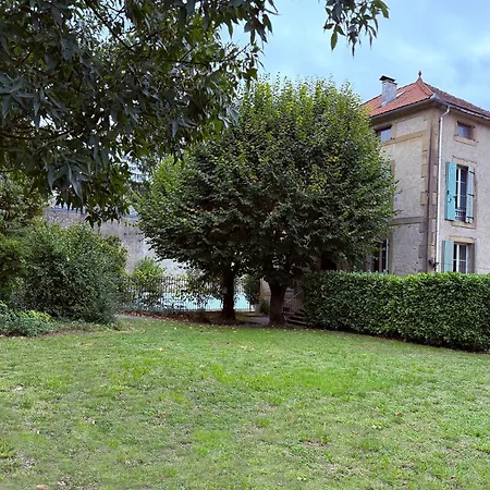 펜션 La Maison Carree - Escape To Timeless French Charm