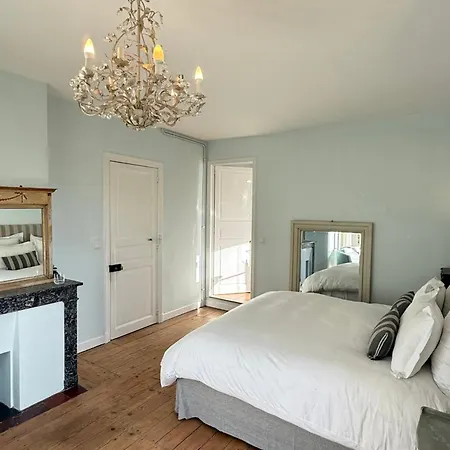 La Maison Carree - Escape To Timeless French Charm