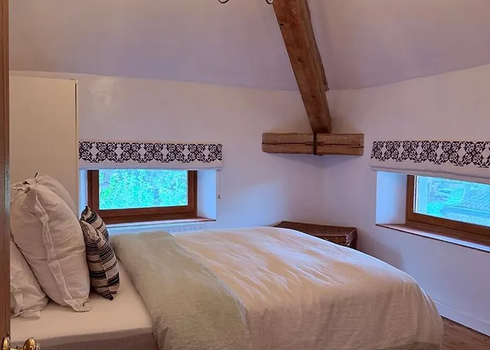 La Maison Carree - Escape To Timeless French Charm