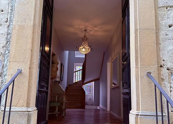 La Maison Carree - Escape To Timeless French Charm
