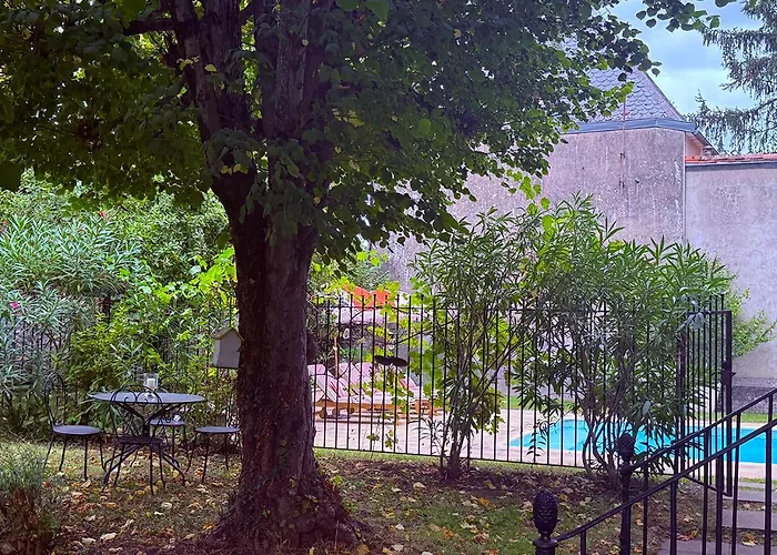 La Maison Carree - Escape To Timeless French Charm * Chalabre