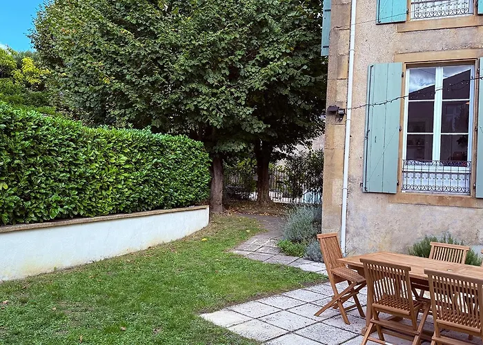La Maison Carree - Escape To Timeless French Charm * Chalabre