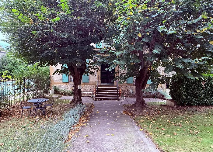 La Maison Carree - Escape To Timeless French Charm *